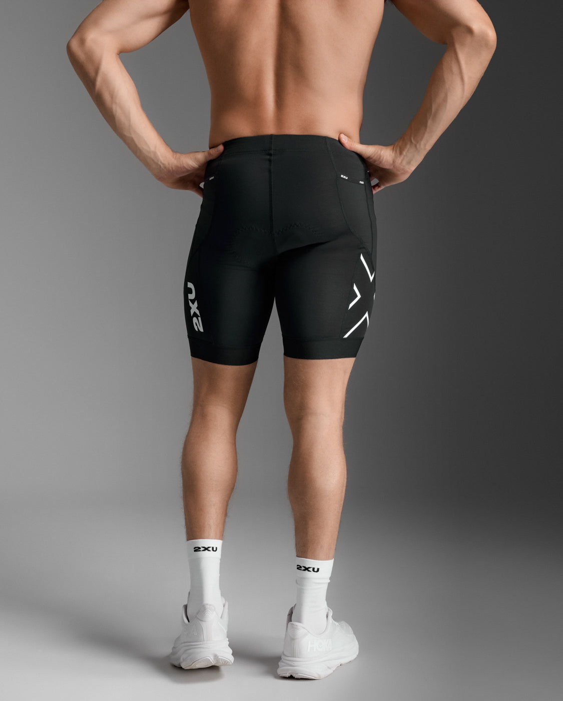 Core Tri 8 Inch Shorts – 2XU UK