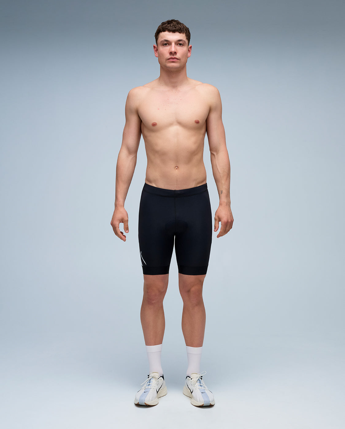Core Tri 8 Inch Shorts – 2XU UK
