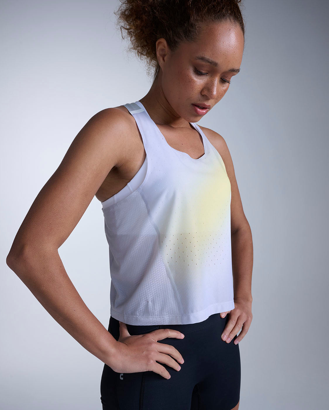 Women's Singlets & Tank Tops – 2XU UK